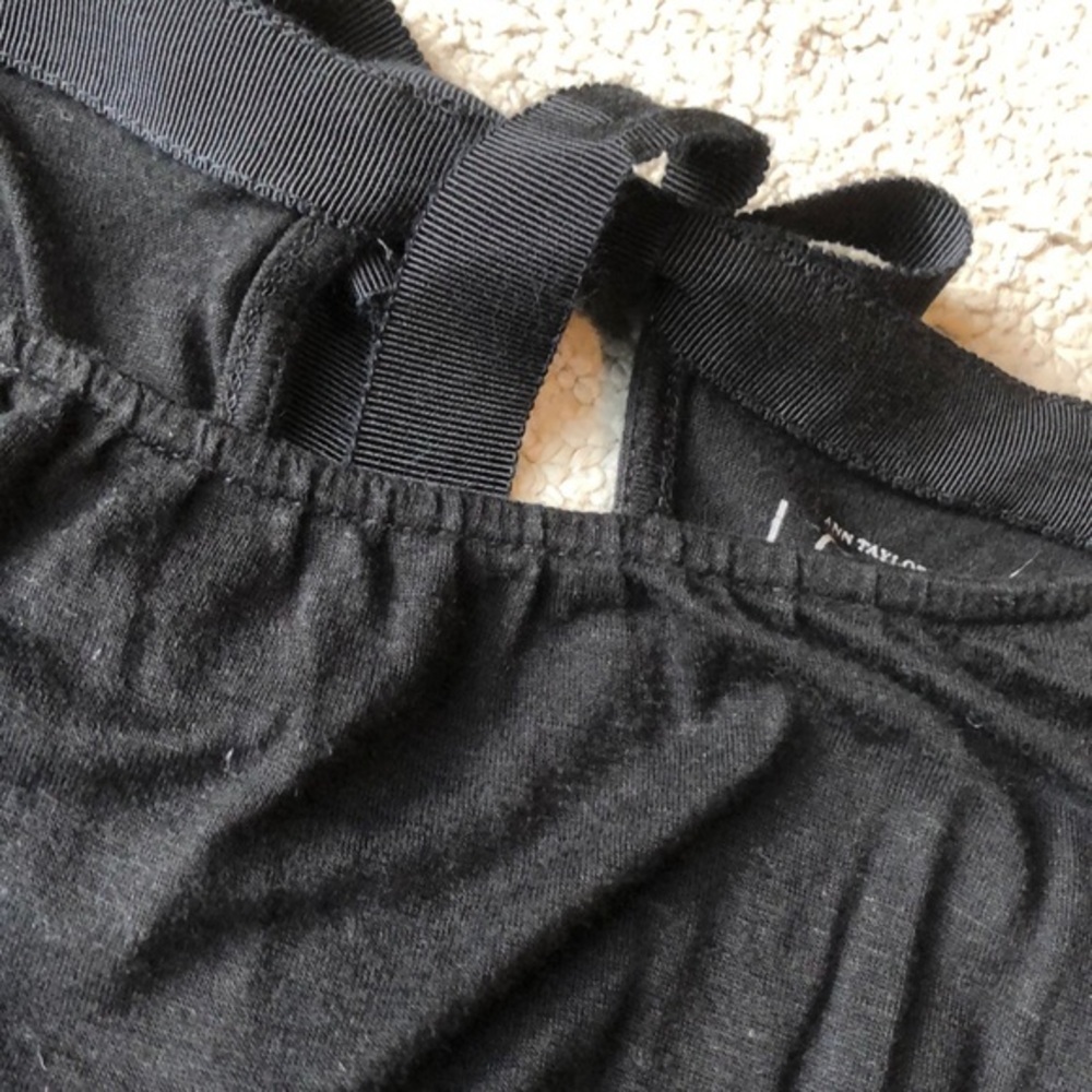 Ann Taylor Loft blk 3/4 sleeve jewel neck top - Picture 8 of 8